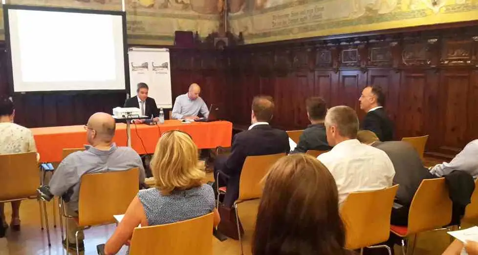 I costruttori: la legge sulle distanze un limite alla ripresa