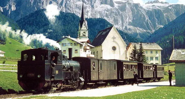 Moroder: «Con il trenino salveremo la Val Gardena»