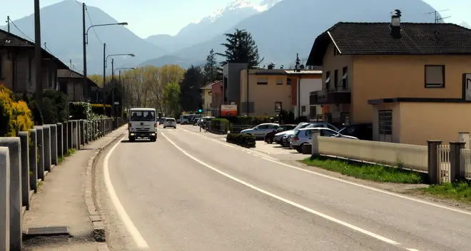Sinigo, trecento firme per la fermata del bus