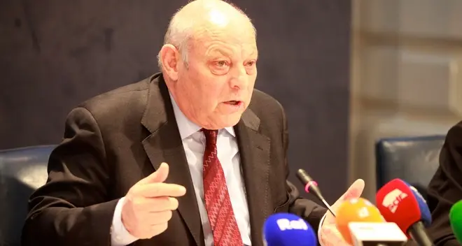 Durnwalder: «Mai chiesta la testa del procuratore»