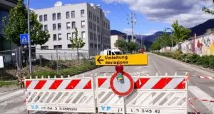 Bolzano, fuga di gas durante gli scavi: evacuato un palazzo