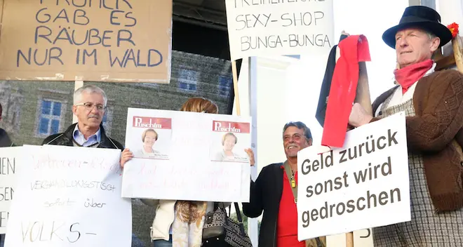 Cade un’altra testa Si dimette Tappeiner