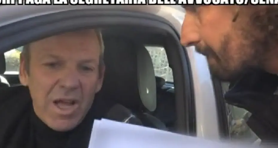 Bufera sulla segretaria di Zeller