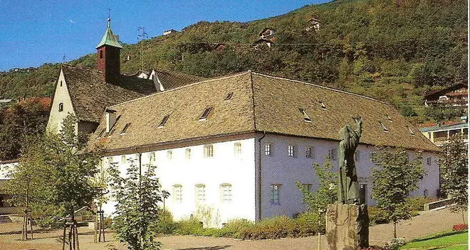 Il deposito museale porterà a Chiusa l’arte internazionale