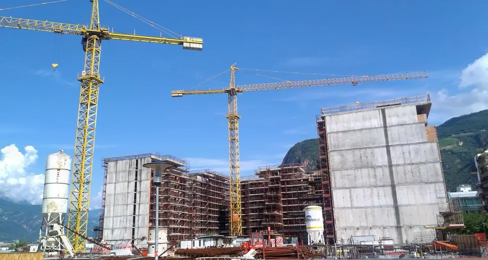Cna: «Edilizia, meno tasse e burocrazia»