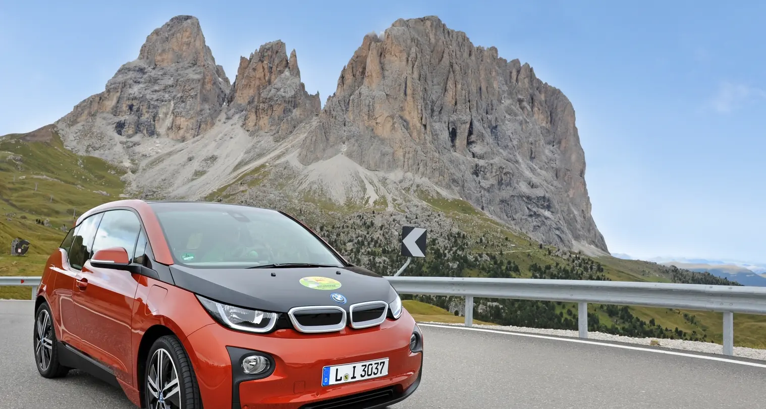 Sui passi trionfa la mobilità elettrica