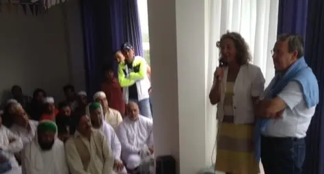 Islam, Letrari difende le due sale di preghiera