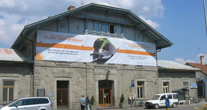 La stazione ferroviaria di Brunico è un disastro
