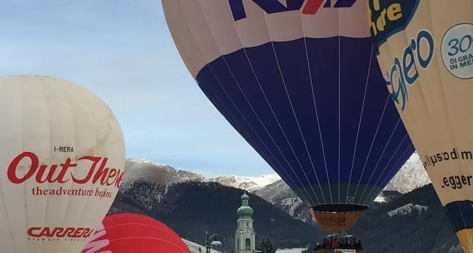 Le mongolfiere frenano gli aerei