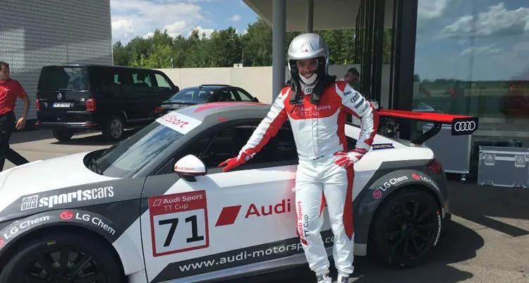 Peter Fill al volante di un bolide a Zandvoort