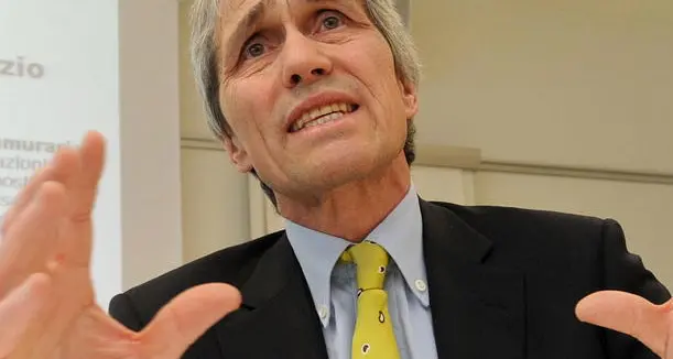 Dati segreti, Fabi apre: «Darò ai medici la sintesi»