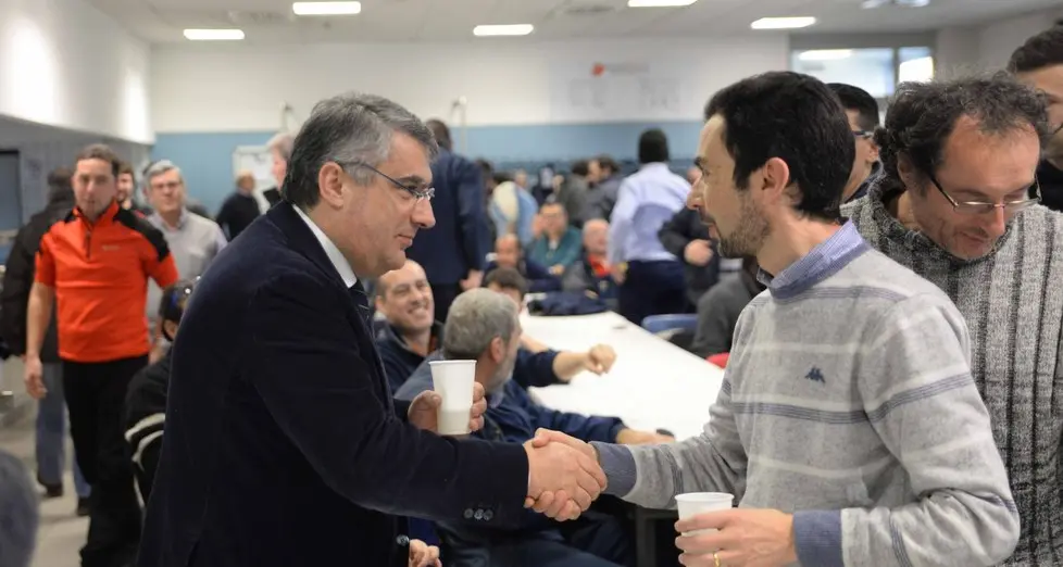 Solland Silicon, c’è il rischio vendita Sindacati in allerta