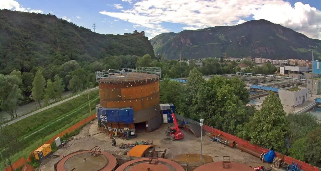 Teleriscaldamento, ecco il mega-boiler a Bolzano Sud
