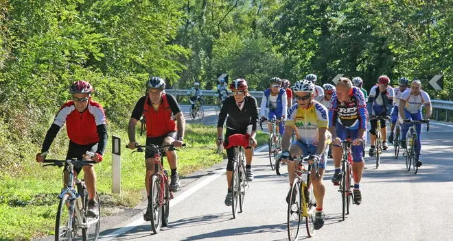 Sabato tutti in bici sulla Mendola senza macchine