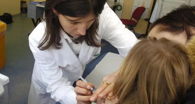 I medici: «Vaccinate i figli contro la meningite C»