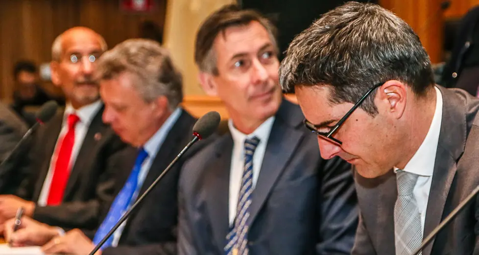 Taglio indennità, il Consiglio nell’angolo