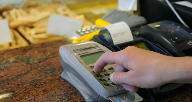 Obbligo di accettare pagamenti con il bancomat: l’Hgv chiede un rinvio