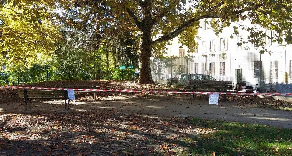 Bolzano, provocazione di CasaPound: degrado a Parco Mignone: \"Lo chiudiamo\"