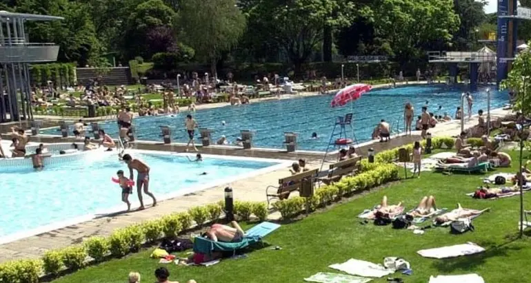 Fallita la coop del lido, ma la struttura resta aperta