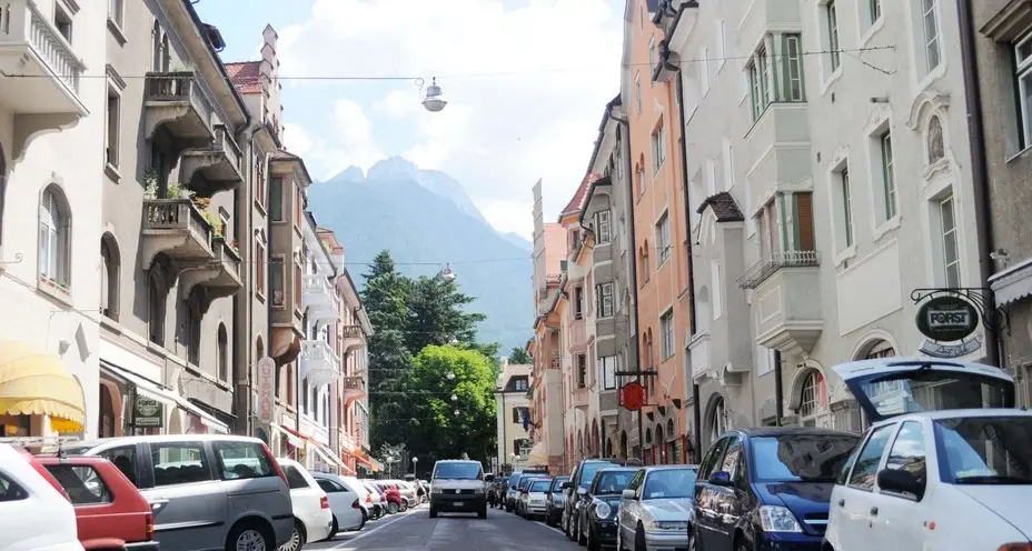 Merano, requiem di Confesercenti per via Matteotti: «Senza auto morirà»