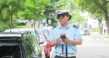Vigile multato ricorre «Manca un cartello» Alla fine ha ragione lui