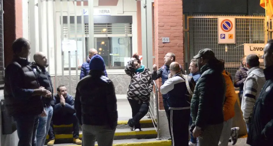 Solland, accordo sempre lontano