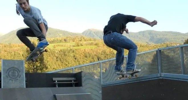 Bressanone, rinnovato lo «skatepark» sul tetto della centrale