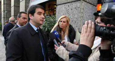 Pdl diviso sulla data del congresso