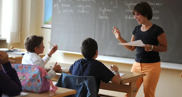 Scuola, ora è rischio caos sugli orari di lavoro dei docenti