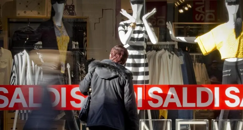 Commesse con figli «spinte» a licenziarsi a Bolzano