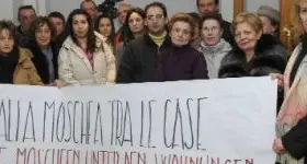 Bolzano, protesta dei cittadini\"No alla moschea tra le case\"