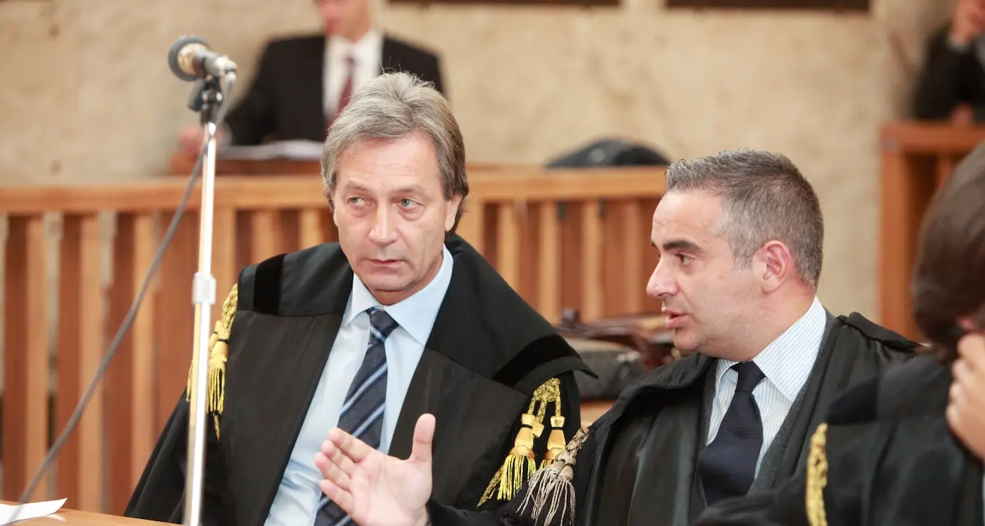 Fondi riservati, tensione al processo a Durnwalder