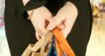Un altoatesino su tre fa shoppingfuori provincia, consumi in calo
