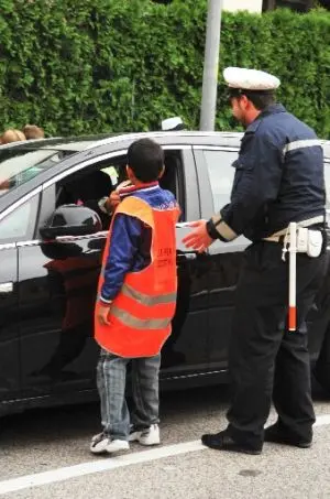 «Sos zebra!» arriva anche a Bolzano: rispetto delle strisce pedonali