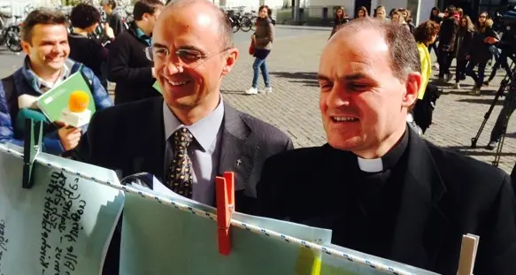 Muser: la chiesa deve odorare di stalla