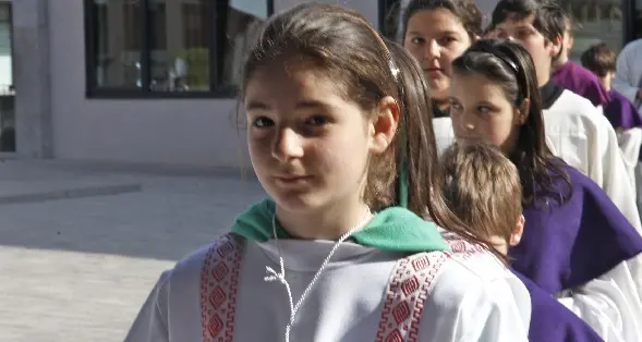 Torna di moda fare il chierichetto, a Bolzano 150 ragazze e ragazzi alla festa della diocesi