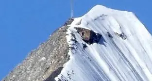 Gran Zebrù, dal ghiaccio spunta la baracca dei soldati