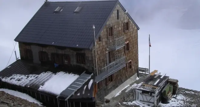 Rifugi, Durnwalder accelera per la gara Cai e Avs lo fermano