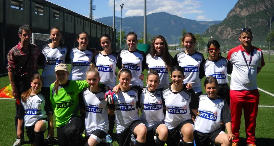 Via libera del Voran Leifers, con le ragazze di Vadena