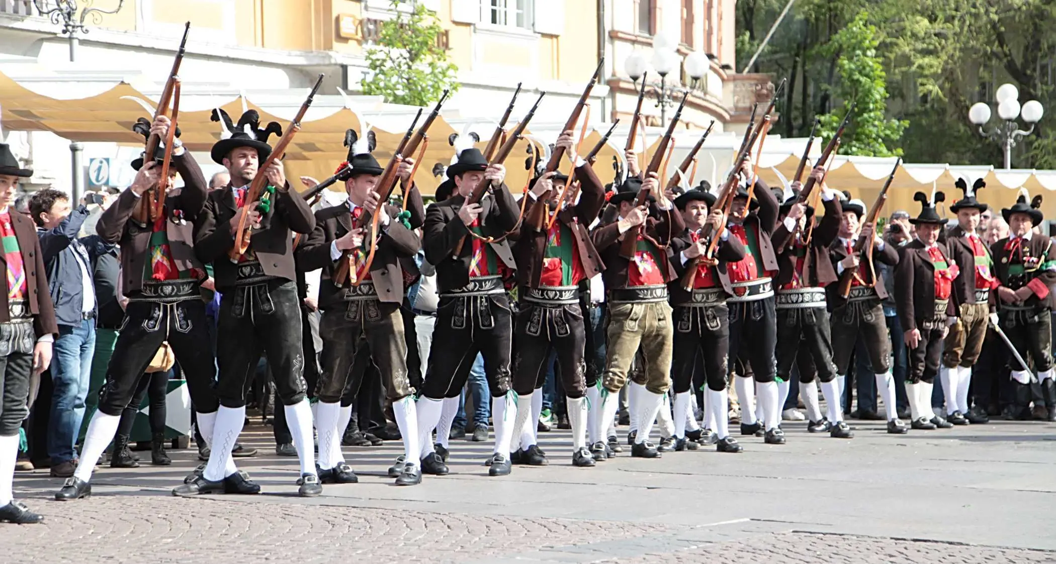 Dopo Italia-Germania maxi rissa tra Schuetzen