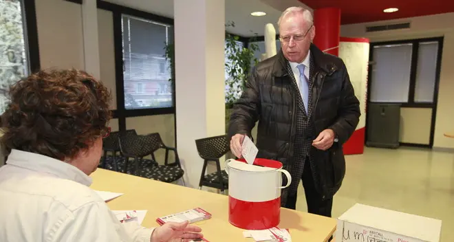 Primarie Svp, flusso continuo ai seggi: «Finalmente decidiamo noi»