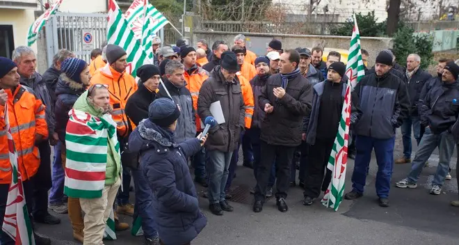 Operai Site dichiarano sciopero a oltranza, reti telefoniche a rischio