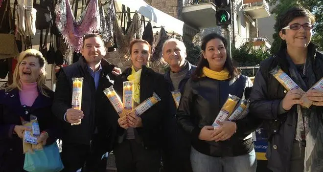 Elezioni, Randi: «Distribuendo pasta al mercato la Artioli ha passato il limite»