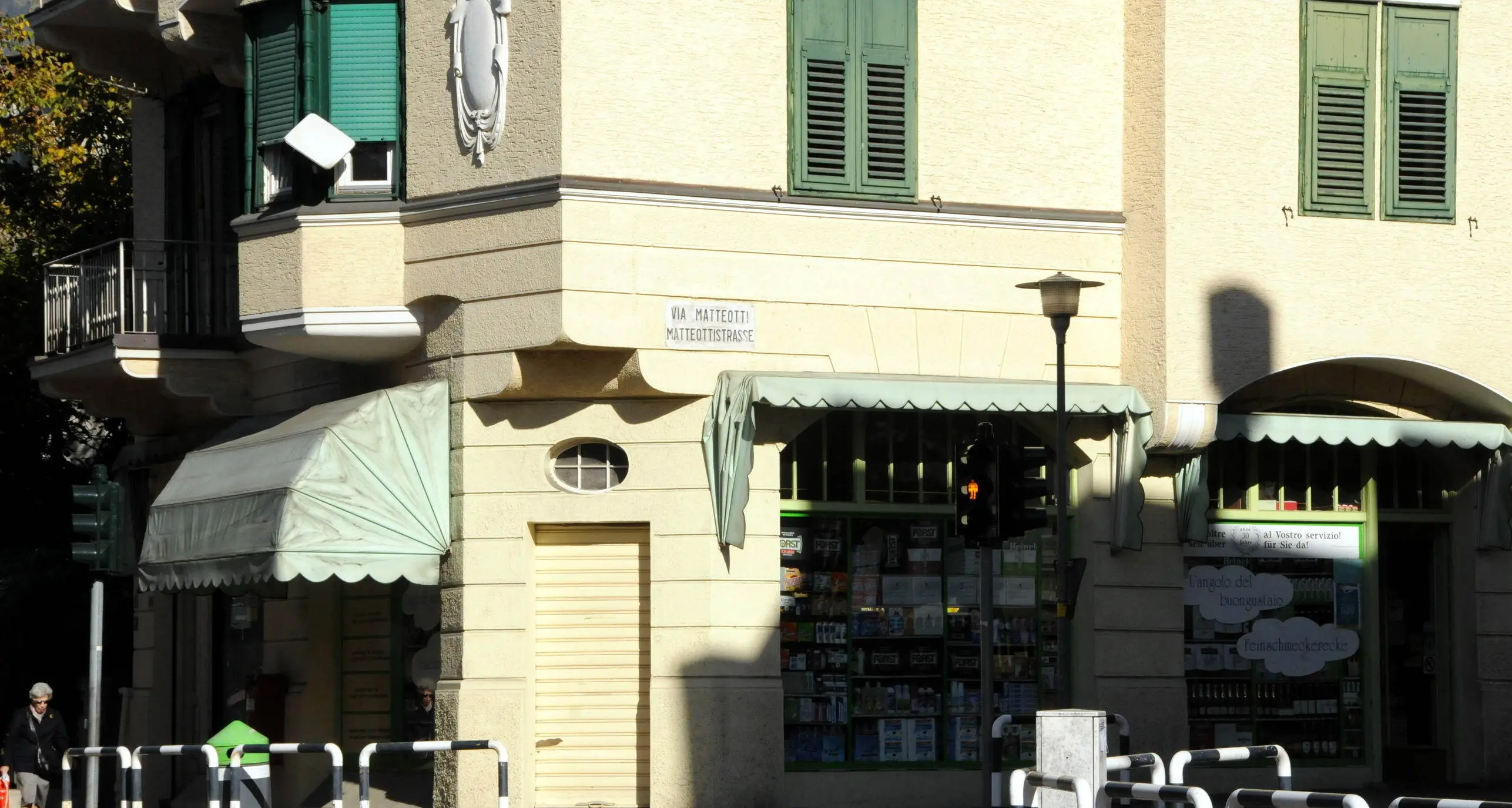 Alcol a minorenni: chiuso il negozio