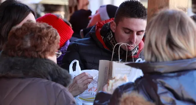 A22 vicina al collasso: rallentamenti per il rientro dai mercatini