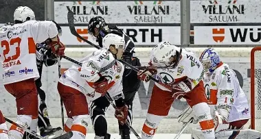 Hockey: il Bolzano rifila 4 gol al Pontebba