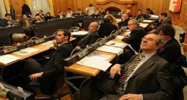 Caso Sel, passa in consiglio comunale a Bolzano un documento a favore di Ae