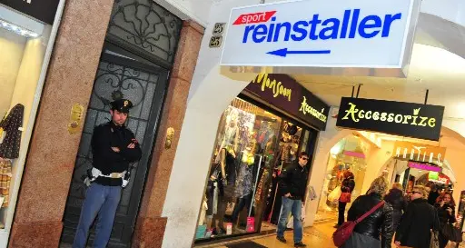Trovato morto sotto i Portici il commerciante Robert Psenner