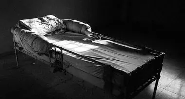 Geriatria, il 28% dei pazienti legato al letto