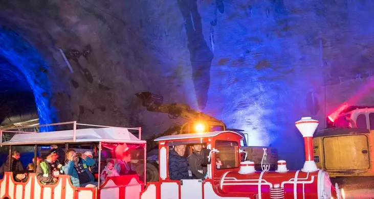 Tunnel di base, in 2.700 per esplorare le gallerie
